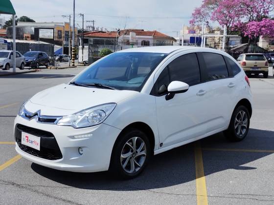 CITROËN C3 1.6 VTI 120 FLEX ATTRACTION EAT6 CITROËN C3 1.6 VTI 120 FLEX ATTRACTION EAT6